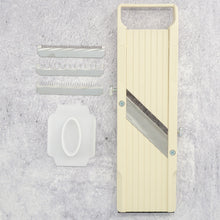 Lade das Bild in den Galerie-Viewer, Benriner Classic Mandoline No. 64, 6,4 cm Gemüsehobel