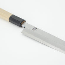 Lade das Bild in den Galerie-Viewer, Kikuzuki Kasumi Yanagiba 240mm | Kikumori x Tanaka