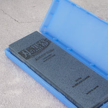 Lade das Bild in den Galerie-Viewer, Shapton Pro Kuromaku Whetstone/Schärfstein 320 Grit/Körnung