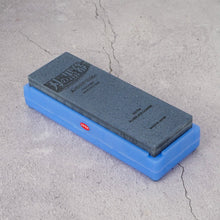 Lade das Bild in den Galerie-Viewer, Shapton Pro Kuromaku Whetstone/Schärfstein 320 Grit/Körnung
