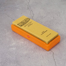 Lade das Bild in den Galerie-Viewer, Shapton Pro Kuromaku Whetstone/Schärfstein 1000 Grit/Körnung
