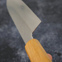 Lade das Bild in den Galerie-Viewer, Hado Ginsan Cherry 180mm Santoku